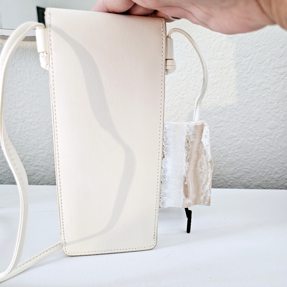 🤍EUC Authentic Celine Phone Pouch🤍 - Picture 5 of 9